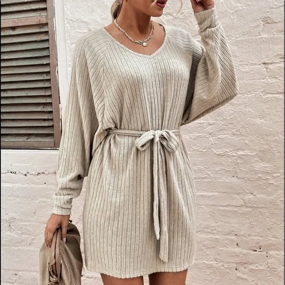 Comfy Relaxed Fit Long Sleeve Belted Tee Dress - Picture 7 of 13